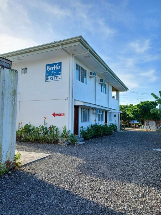 Bernis Hostel Moalboal Exterior photo